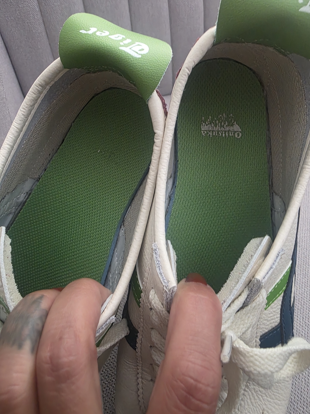 Onitsuka Tiger by Asics White Sneakers with Navy & Green Stripes Used, Size 9.5. - Picture 13 of 13
